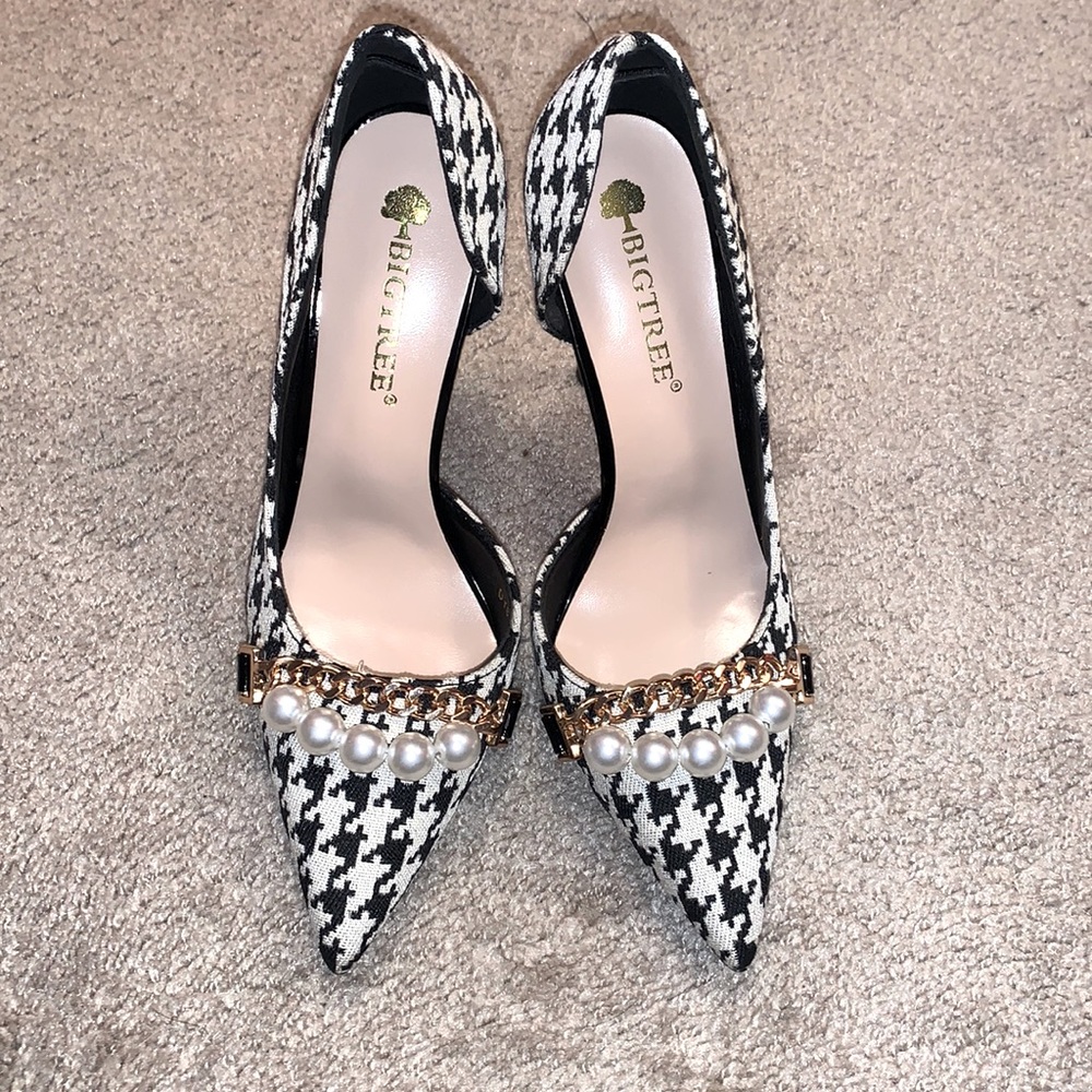 Houndstooth Pearl Embellished Heels